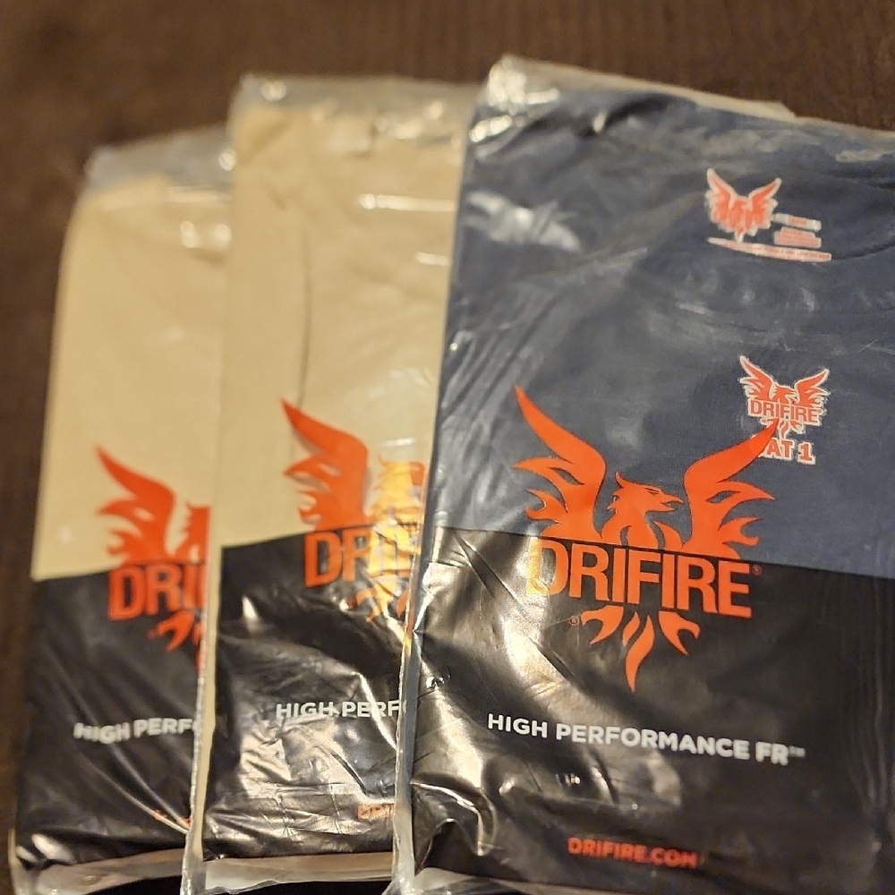 3 DRIFIRE FR Size L Short Sleeve Base Layer Work T Shirts Flame Resistant